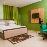 Royal (Emmanuel) 201